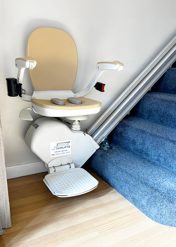 An Acorn Stairlift that's been reconditioned by Senior Stairlifts