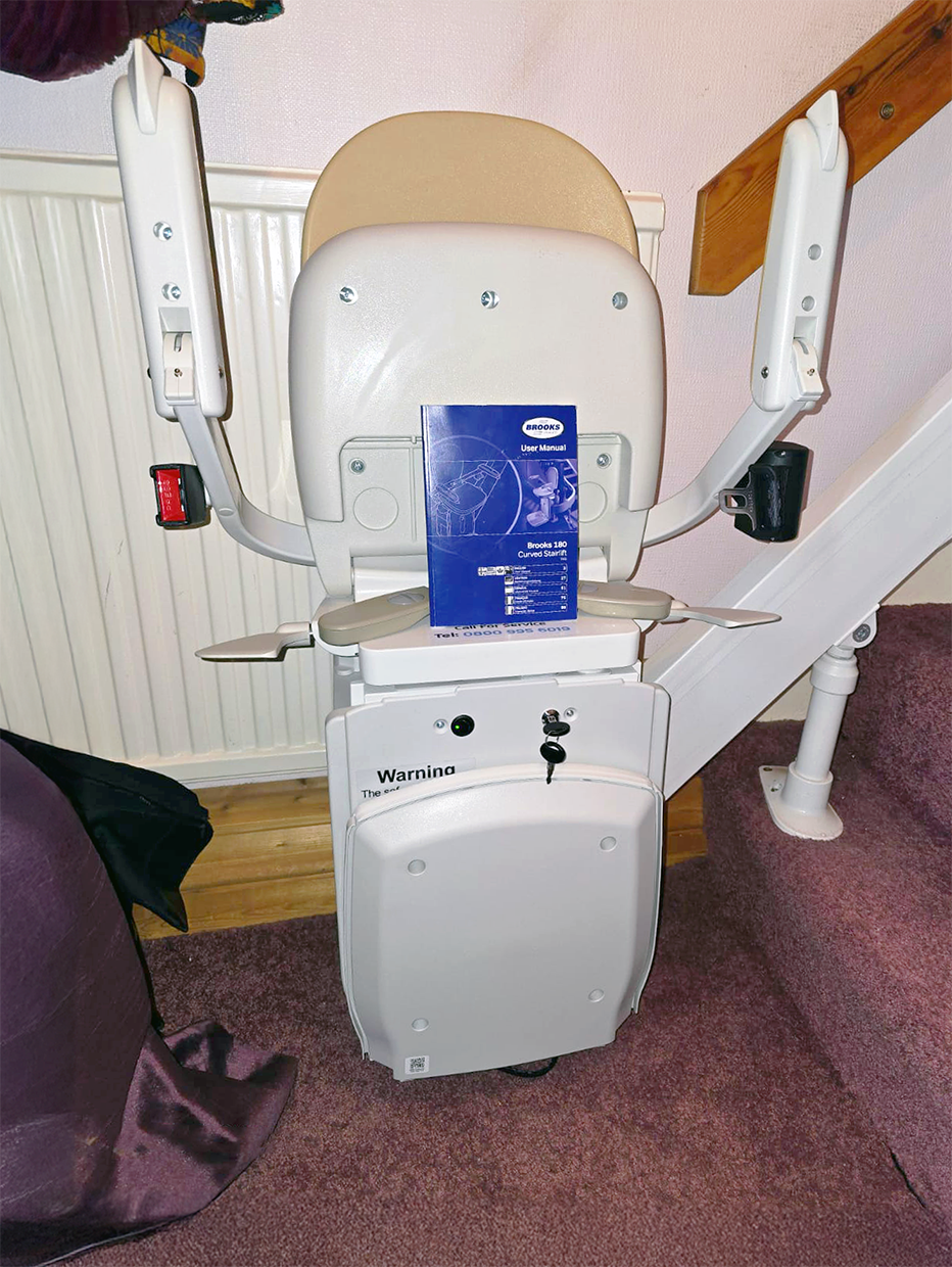 An expertly installed Brooks 180 curved stairlift