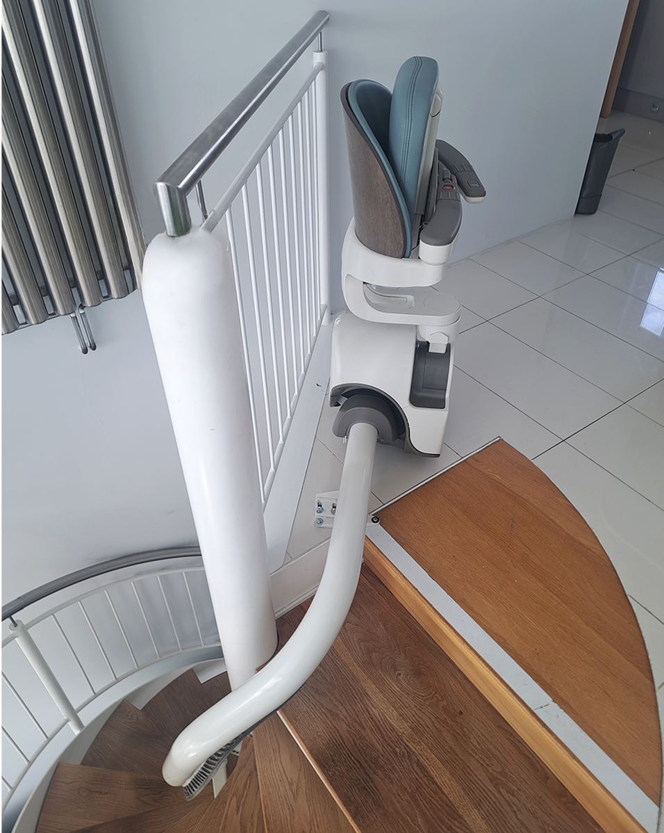 a flow x on a narrow spiral staircase