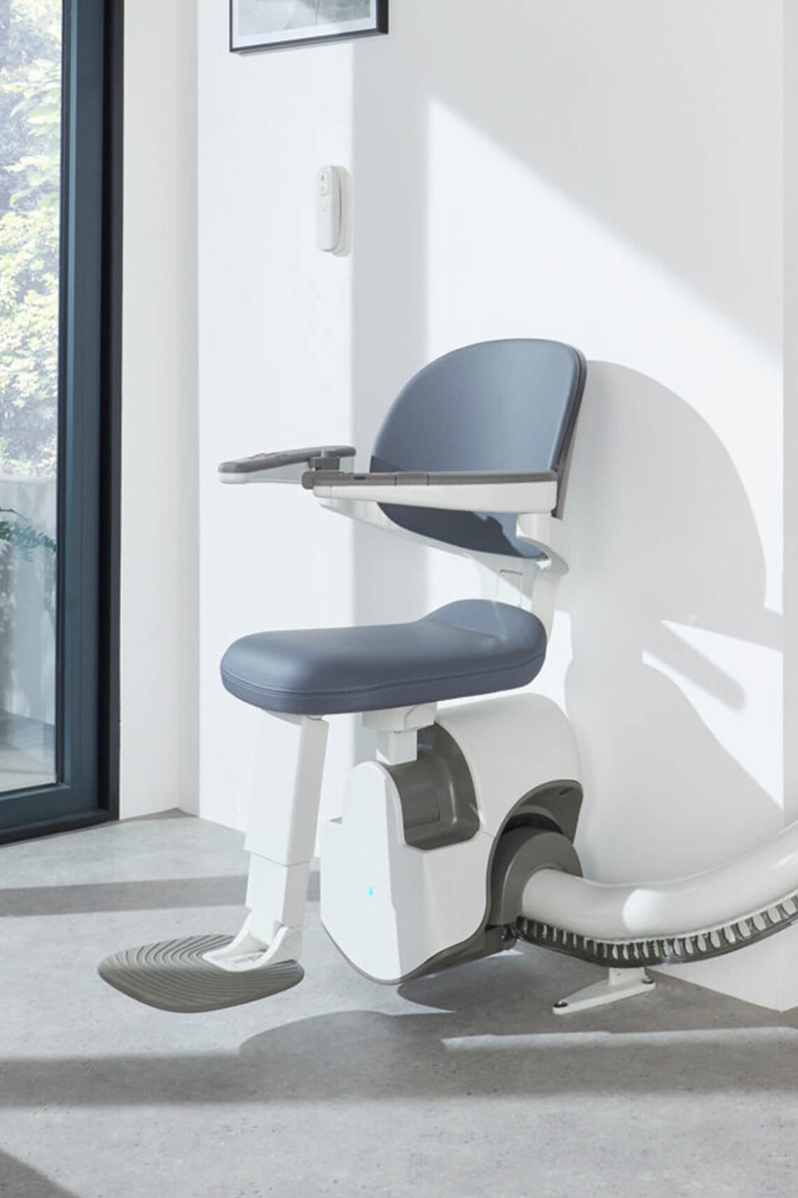 Flow X Vertical Chairlift